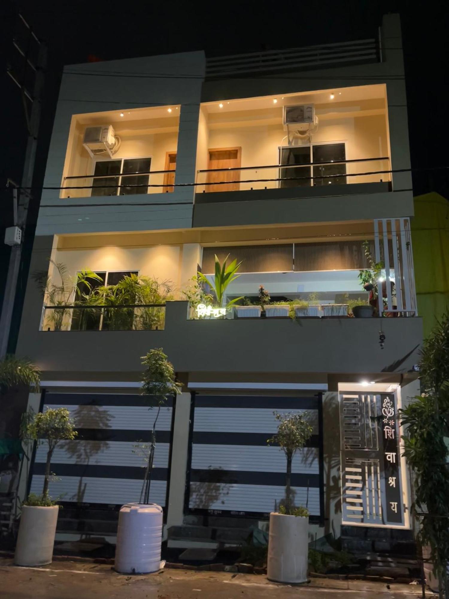 Hotel Shivashray Luxury Stays & Inn 乌贾因 外观 照片