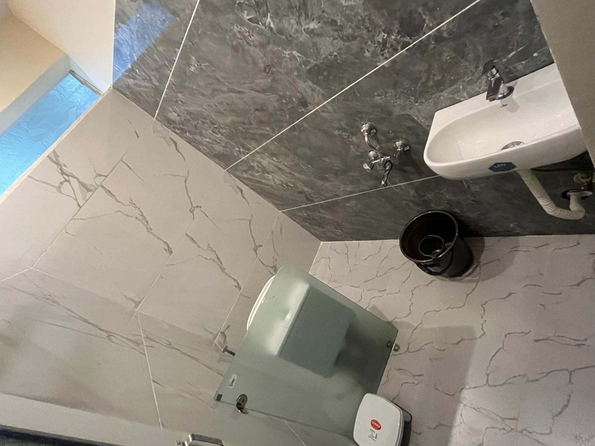 Hotel Shivashray Luxury Stays & Inn 乌贾因 外观 照片