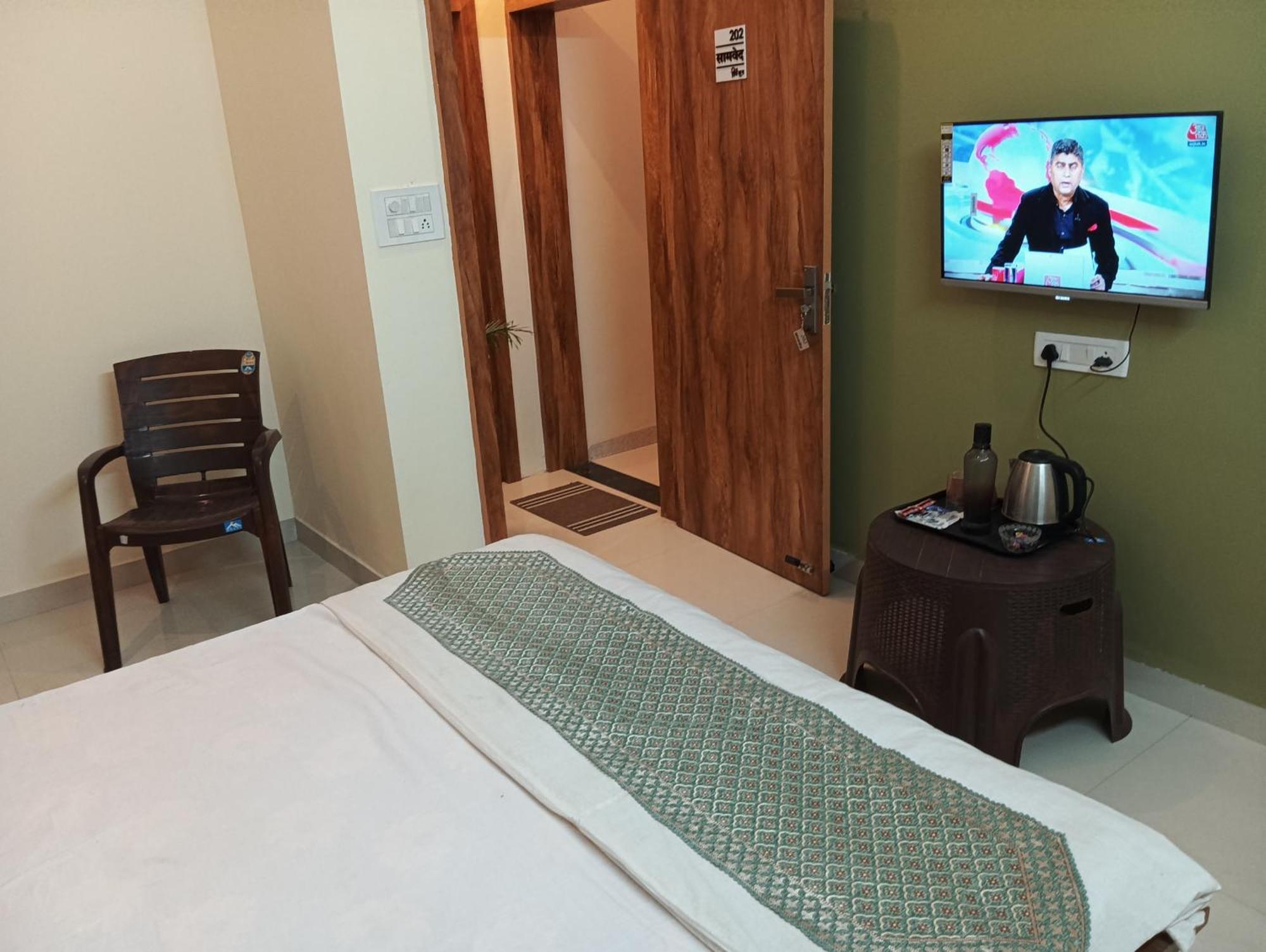 Hotel Shivashray Luxury Stays & Inn 乌贾因 客房 照片